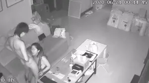 Siêu nóng bỏng… Quay lén 2 bạn trẻ tại nhà riêng